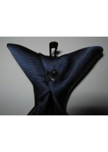 Cravatta annodata dotata di clip di sicurezza, colore blu scuro, realizzata in 100% poliestere